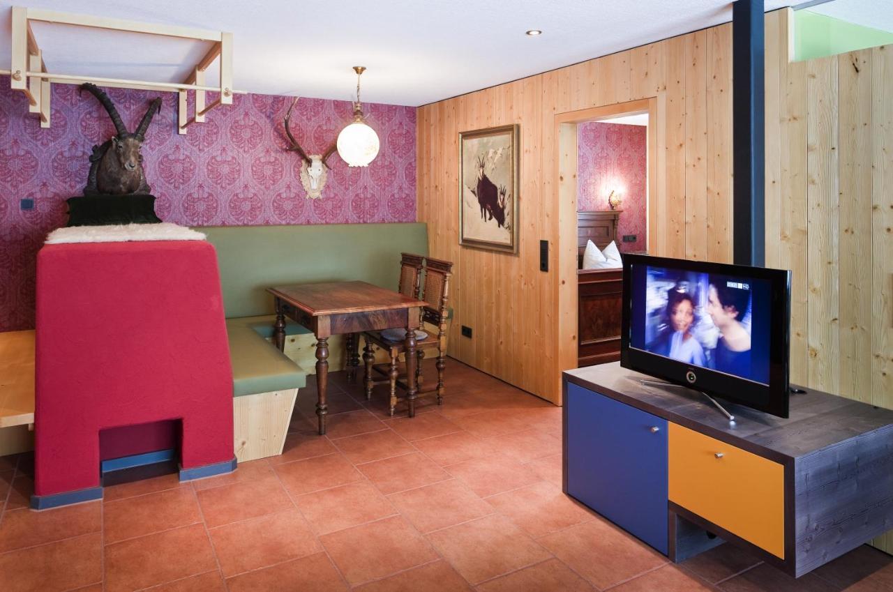 Wohlfühlhotel Hubertushof Stuben am Arlberg Exterior foto