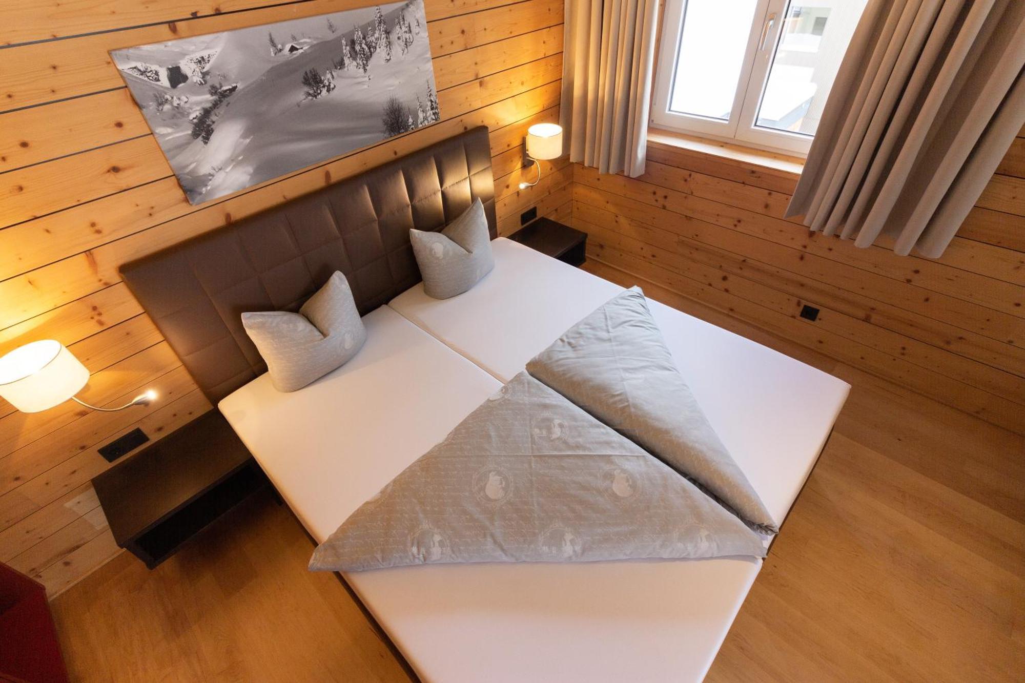 Wohlfühlhotel Hubertushof Stuben am Arlberg Exterior foto