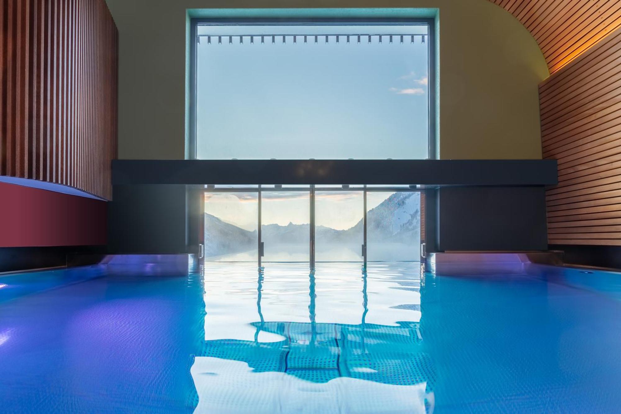 Wohlfühlhotel Hubertushof Stuben am Arlberg Exterior foto